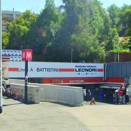 Urban Welcome Metro Battistini Рим Екстер'єр фото